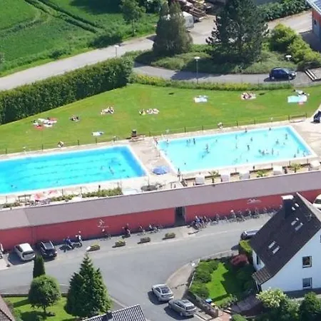 Grosse Ferienwohnung 80Qm 1 Schlafzimmer Max 3 Gaeste Coppenbrügge Buitenkant foto